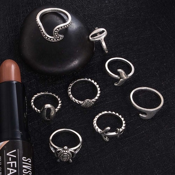 🌊New Set Of 8Pcs Silver Coated Stackable Rings🌊 - Picture 3 of 7